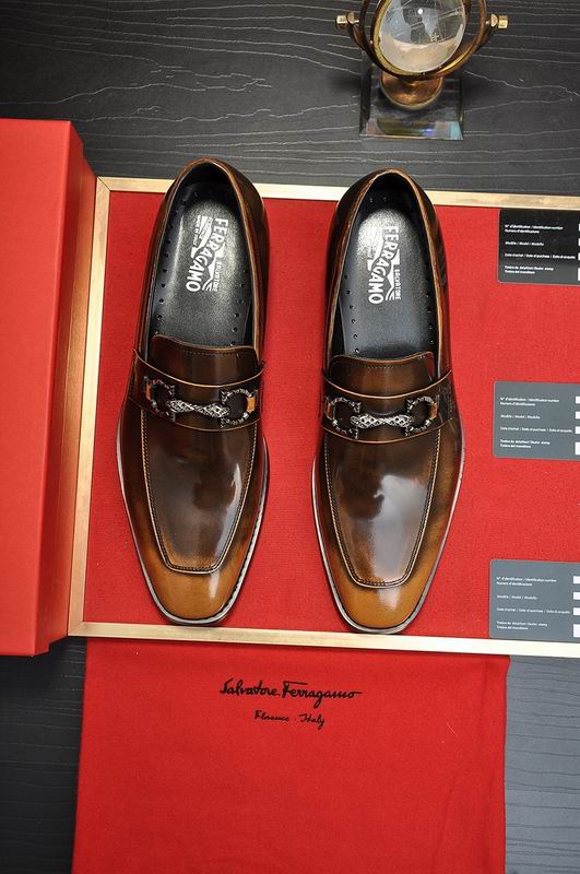 Ferragamo sz38-45 hnq0117